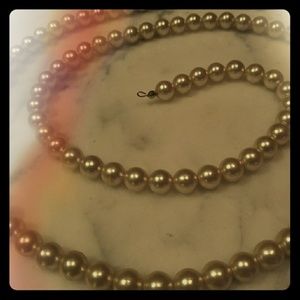 3RD GENERATION VINTAGE PEARL NECKLACE